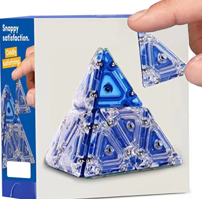 Geode Pyramid 12-Piece Building Set - Quartz - Fun Desk Toy for Adults(图8)